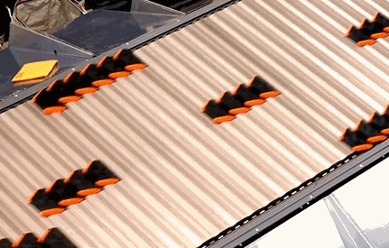 Pusher sorting system Sistema de clasificación de empuje