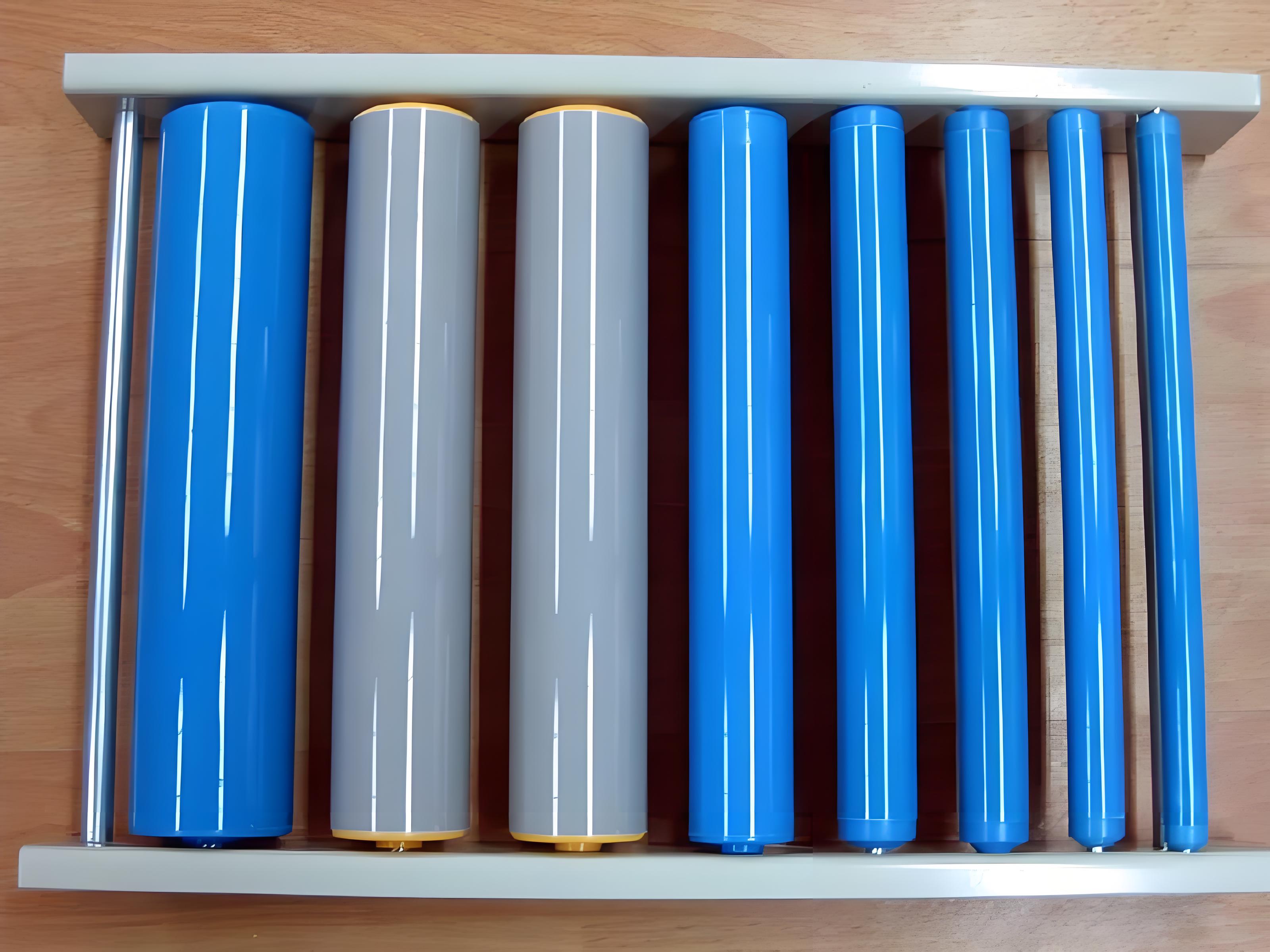 Varios di&aacute;metros de rodillo de PVC.