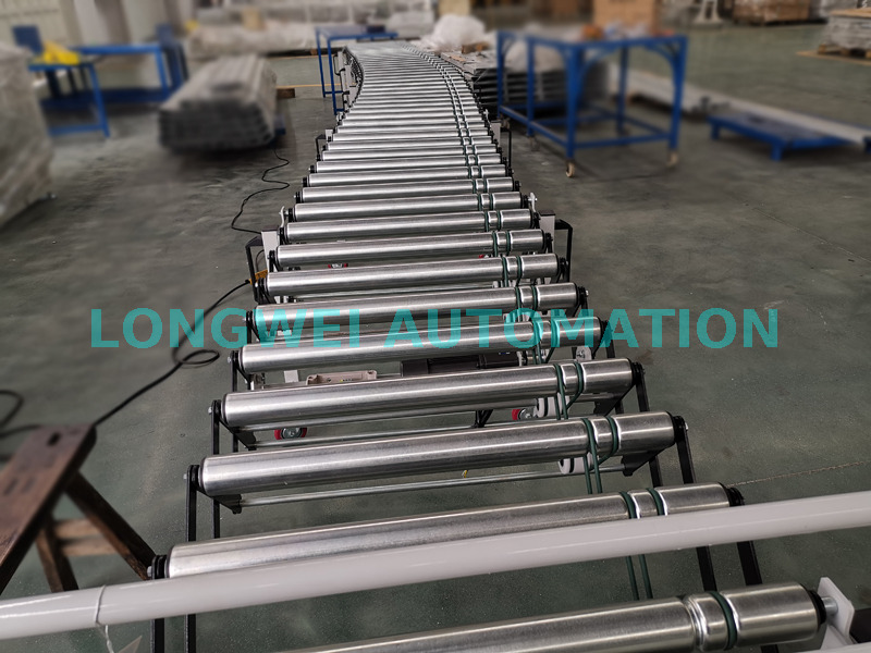 Transportador de rodillos expandible flexible motorizado 